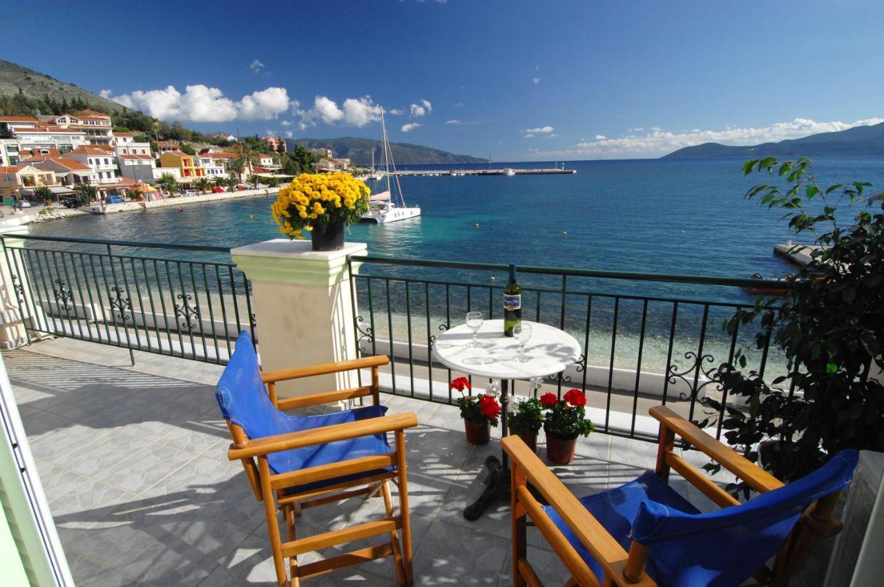 Alexis Studios And Apartments Agia Efimia Bagian luar foto