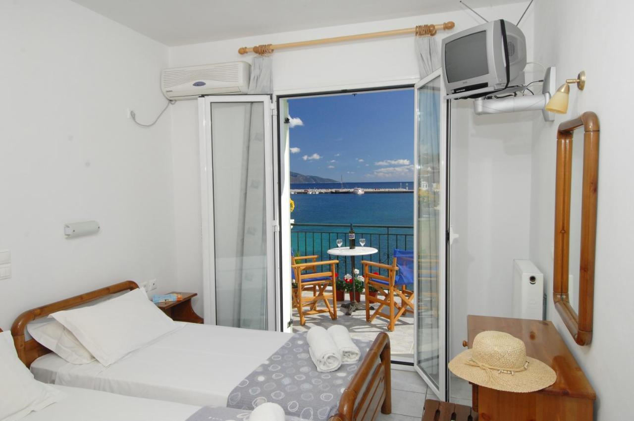 Alexis Studios And Apartments Agia Efimia Bagian luar foto